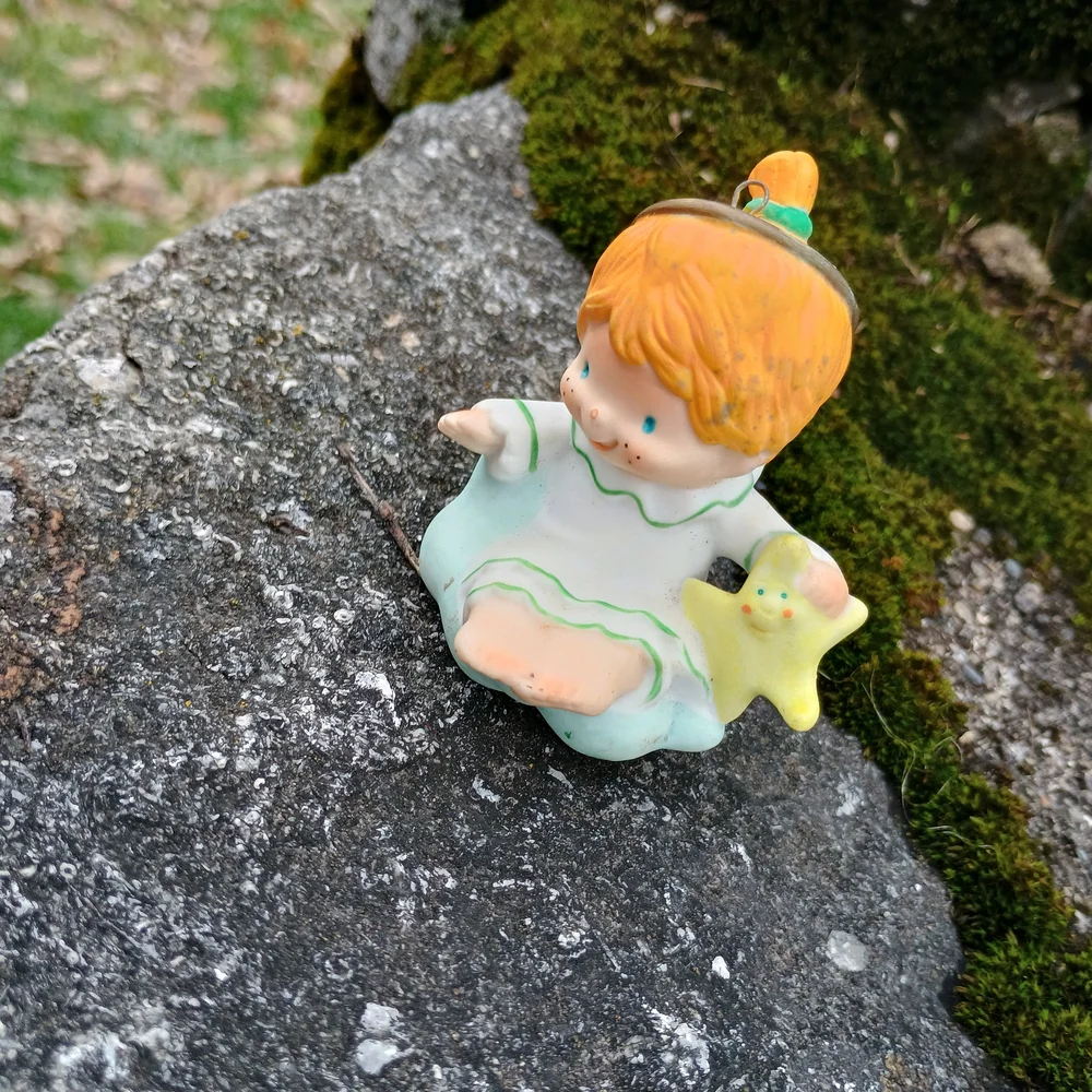 VTG 1980s Hallmark angel on a cloud ornament, Christmas ornament, cute core vibe